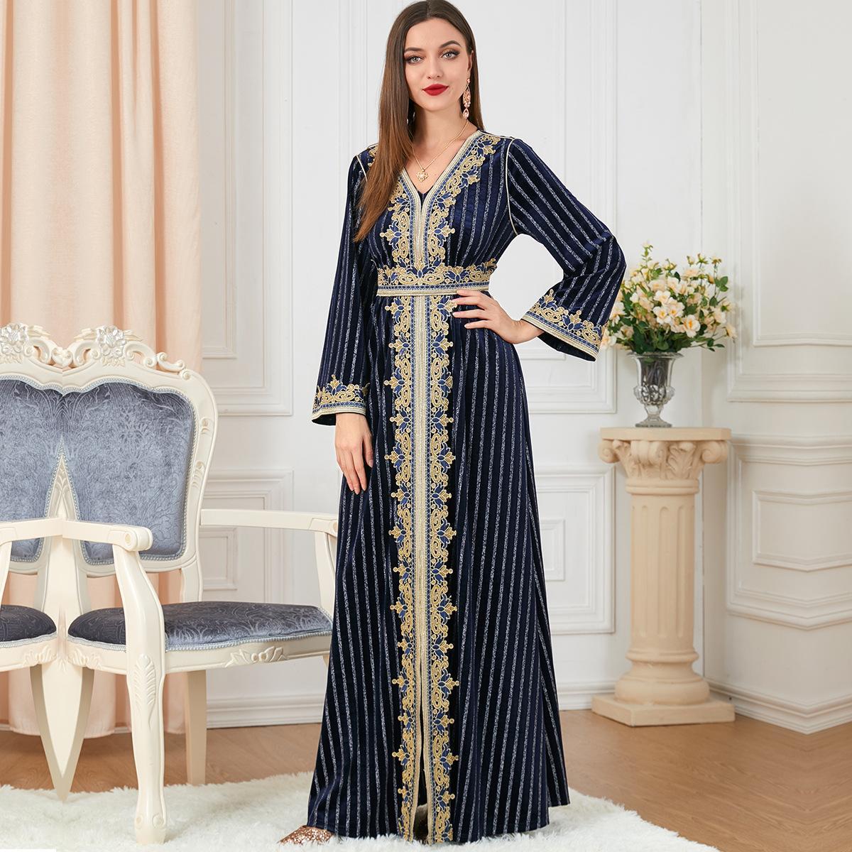 Muslim Abaya Slim-Fit Gilded Velvet Dress 32711 - Hiychic