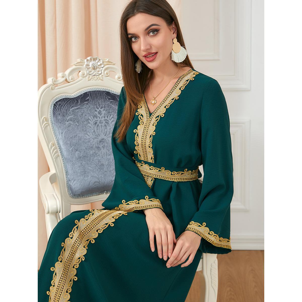 Muslim Fashion Women's Dress Embroidered Abaya Robe 3252 - Hiychic