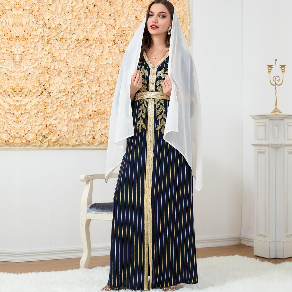 Muslim V-neck Embroidery Abaya Dress 3139 - Hiychic